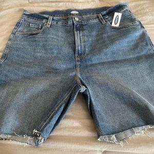 High waisted jean shorts.